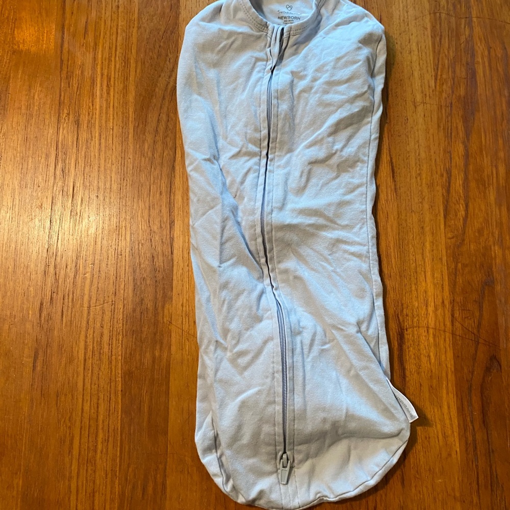 Swaddleme Grey newborn